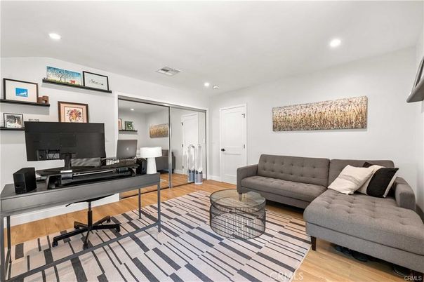 Home Office, Interior, Recessed Lighting, Wood Texture Flooring
