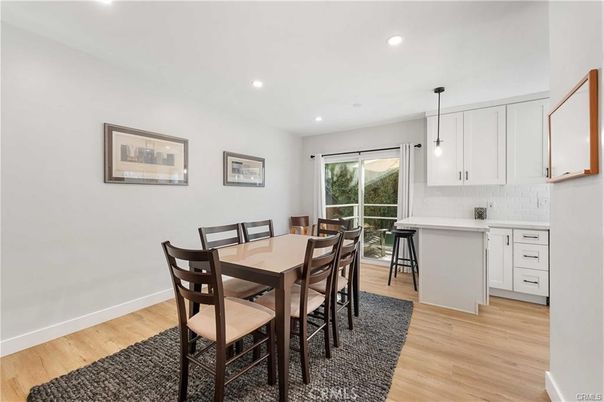 Dining room, Interior, Kitchen, Pendant Lights, Recessed Lighting, Wood Texture Flooring