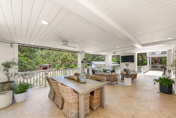 Exterior, Recessed Lighting
