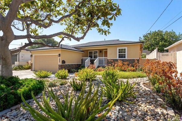 Attached, Backyard, Exterior, Facade, Ranch