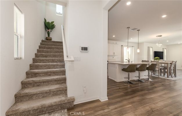 Dining room, Interior, Kitchen, Pendant Lights, Recessed Lighting, Wood Texture Flooring