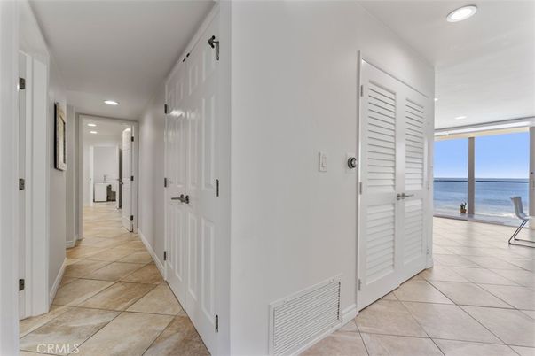 Interior, Recessed Lighting, Water