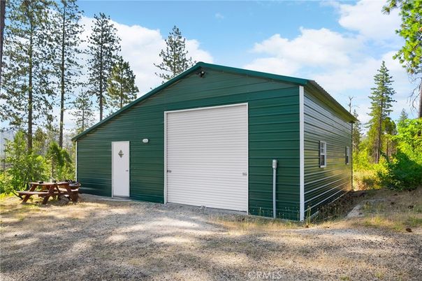 Backyard, Detached Garage, Exterior