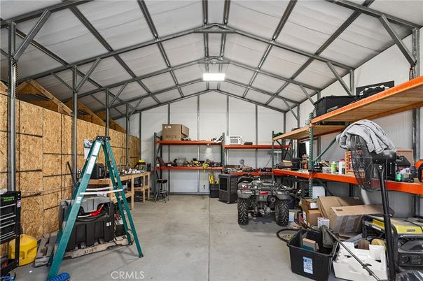 Garage, Interior