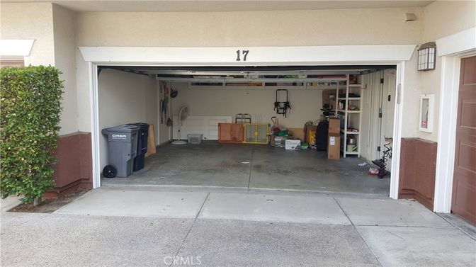 Exterior, Garage