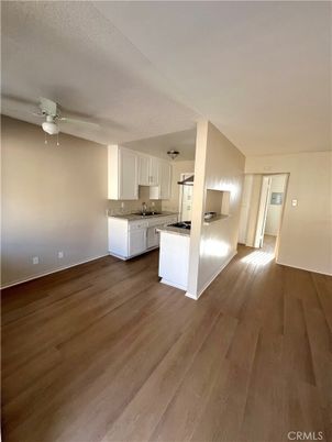 Empty room, Interior, Kitchen, Wood Texture Flooring