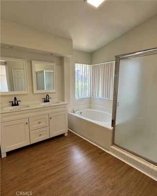 Bathroom, Dual Sink Vanities, Interior, Wood Texture Flooring