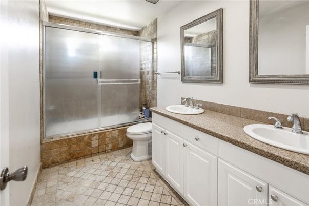 Bathroom, Dual Sink Vanities, Glass Shower, Interior