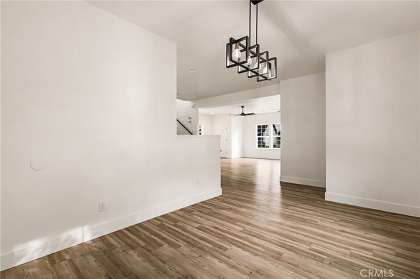 Empty room, Interior, Pendant Lights, Wood Texture Flooring