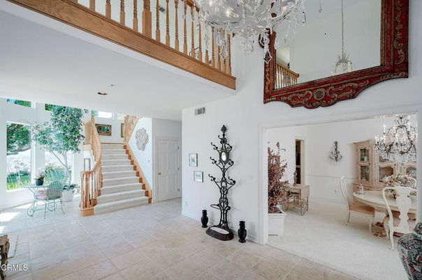 Chandelier, Dining room, Interior, Recessed Lighting