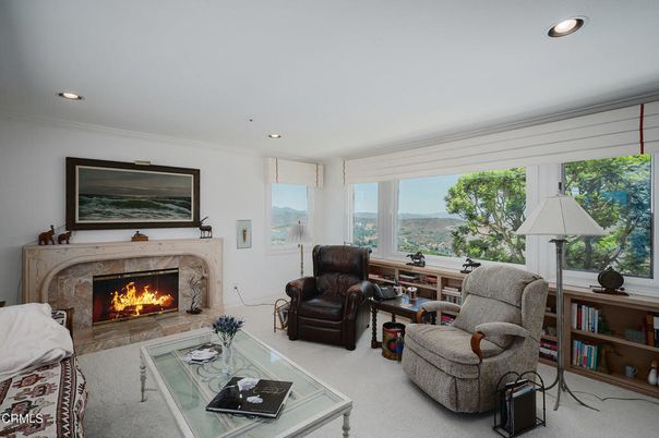 Fireplace, Interior, Living room, Recessed Lighting