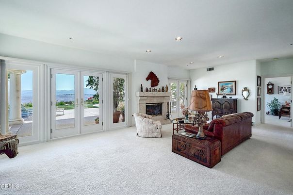 Fireplace, Interior, Living room, Recessed Lighting