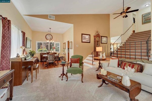 Chandelier, Dining room, Interior, Living room, Pendant Lights, Recessed Lighting, Wood Texture Flooring