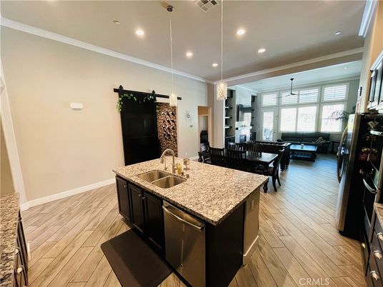 Dining room, Interior, Kitchen, Pendant Lights, Recessed Lighting, Wood Texture Flooring