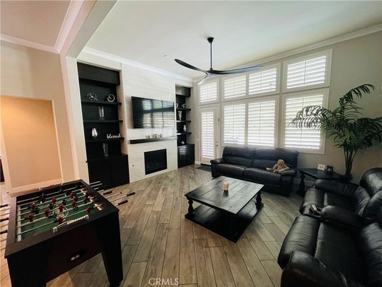 Game Room, Interior, Living room, Wood Texture Flooring