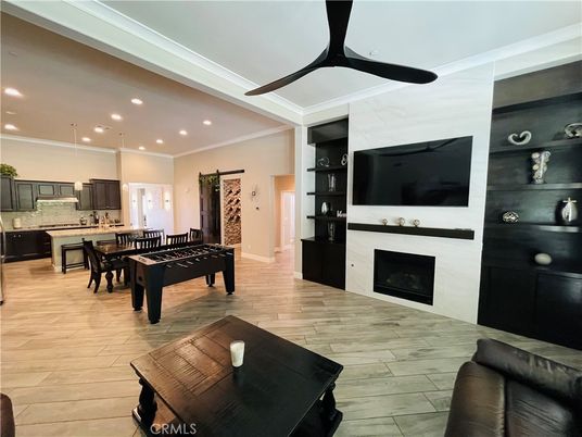 Dining room, Fireplace, Interior, Kitchen, Pendant Lights, Recessed Lighting, Wood Texture Flooring
