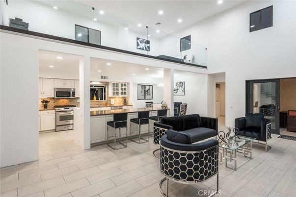 Interior, Kitchen, Living room, Pendant Lights, Recessed Lighting, Stainless Steel Appliances, Wood Texture Flooring