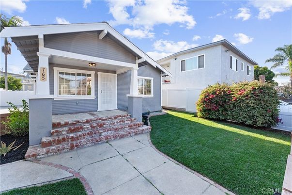Exterior, Facade, American Craftsman