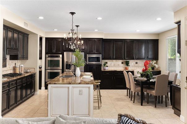 Chandelier, Dining room, Interior, Kitchen, Recessed Lighting, Stainless Steel Appliances