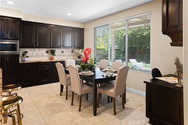Dining room, Interior, Kitchen, Recessed Lighting