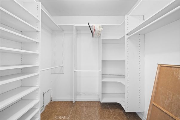 Interior, Walk-in Closets