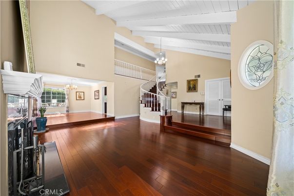 Chandelier, Fireplace, Interior, Wood Texture Flooring