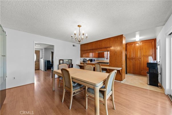 Chandelier, Dining room, Interior, Kitchen, Wood Texture Flooring