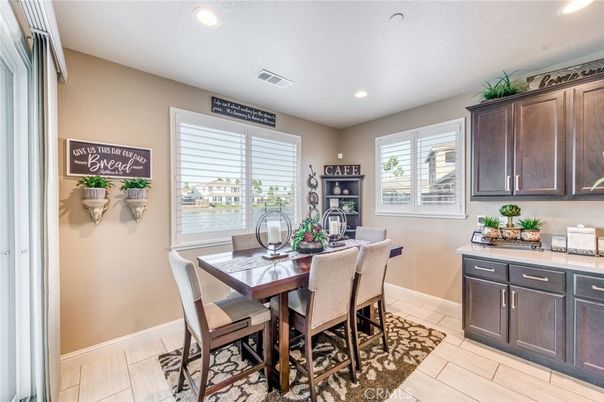 Dining room, Interior, Recessed Lighting