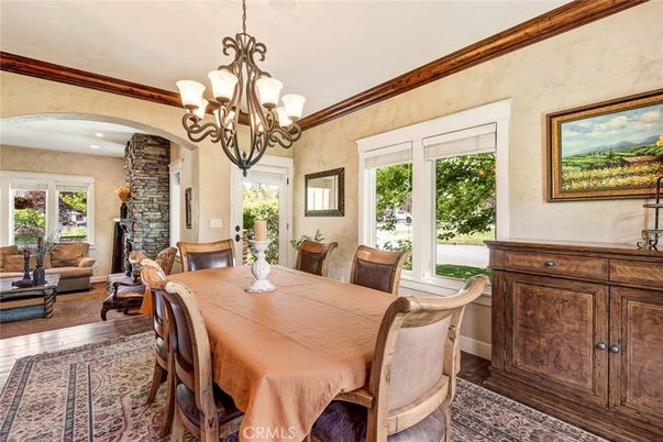 Chandelier, Dining room, Interior, Living room, Recessed Lighting, Wood Texture Flooring
