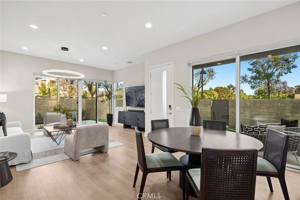 Dining room, Interior, Living room, Pendant Lights, Recessed Lighting, Wood Texture Flooring