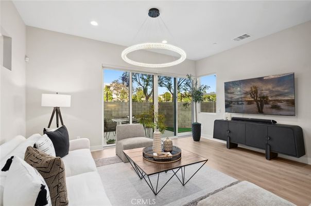 Interior, Living room, Pendant Lights, Recessed Lighting, Wood Texture Flooring