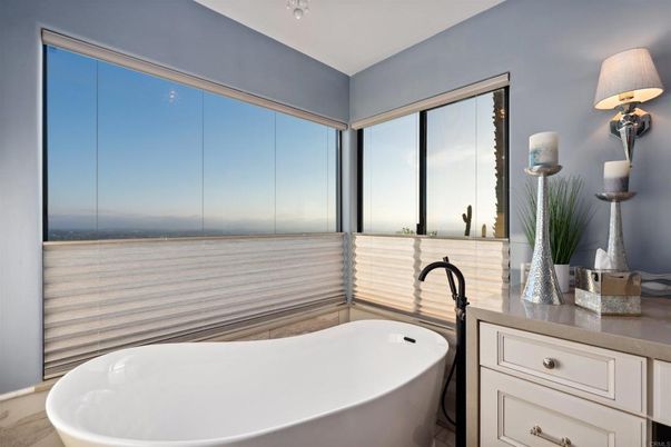 Bathroom, Free Standing Baths, Interior