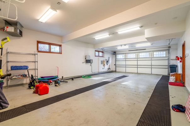 Fitness Equipment, Garage, Interior