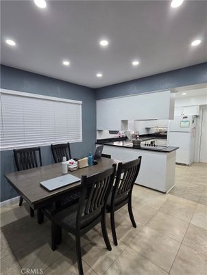Dining room, Interior, Kitchen, Recessed Lighting