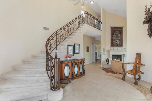 Fireplace, Interior, Recessed Lighting