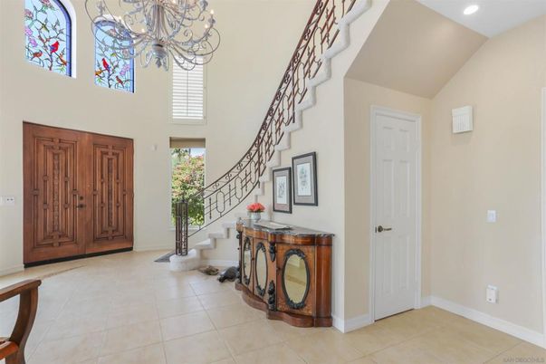 Chandelier, Interior, Recessed Lighting