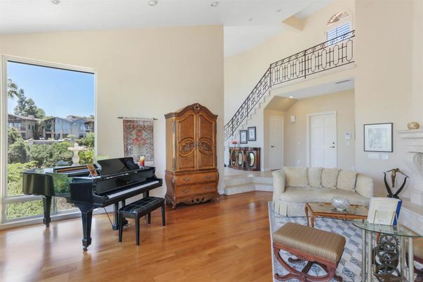 Interior, Living room, Piano, Recessed Lighting, Wood Texture Flooring