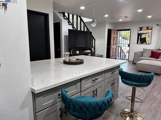 Interior, Kitchen, Pendant Lights, Recessed Lighting, Wood Texture Flooring