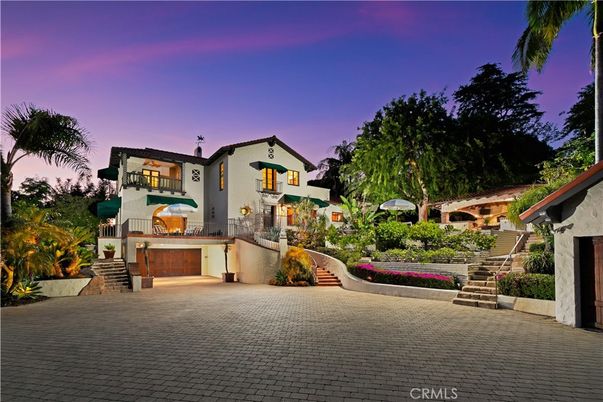 Attached, Exterior, Facade, Spanish Mediterranean