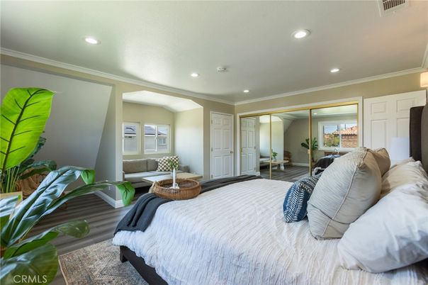 Bedroom, Interior, Recessed Lighting