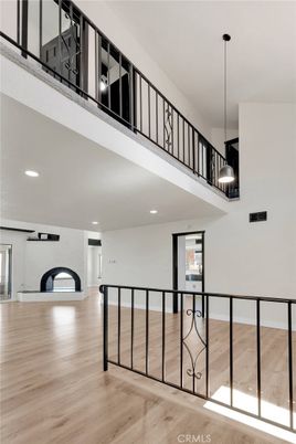 Interior, Pendant Lights, Recessed Lighting, Wood Texture Flooring