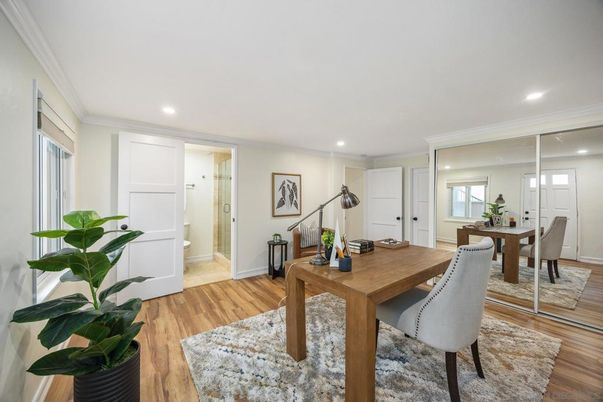 Home Office, Interior, Recessed Lighting, Wood Texture Flooring