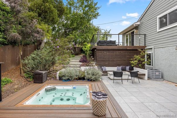 Exterior, Hot Tub
