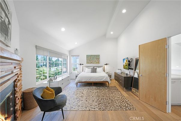 Bedroom, Fireplace, Interior, Recessed Lighting, Wood Texture Flooring