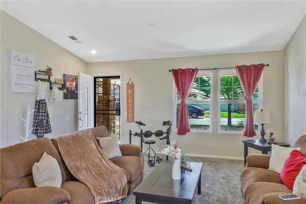 Fitness Equipment, Interior, Living room, Recessed Lighting