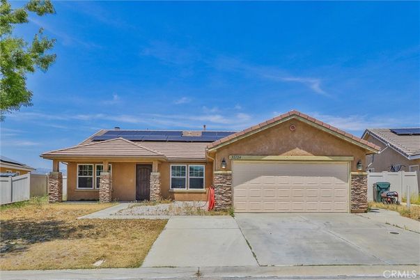 Attached, Exterior, Facade, Solar Panels, Ranch