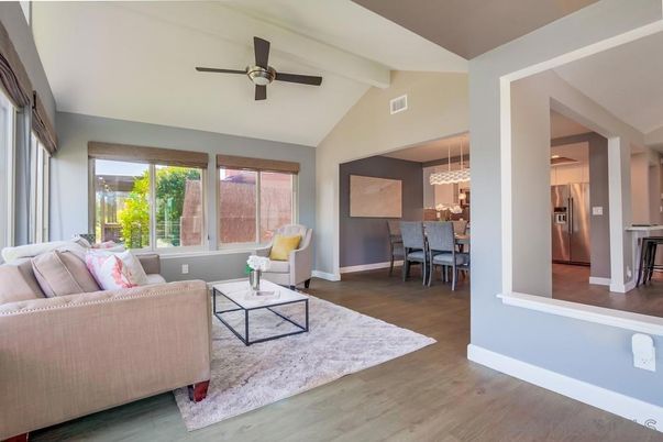 Chandelier, Dining room, Interior, Kitchen, Living room, Pendant Lights, Wood Texture Flooring