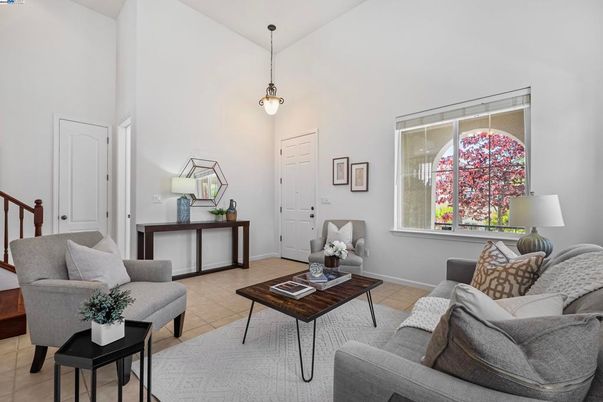 Interior, Living room, Pendant Lights