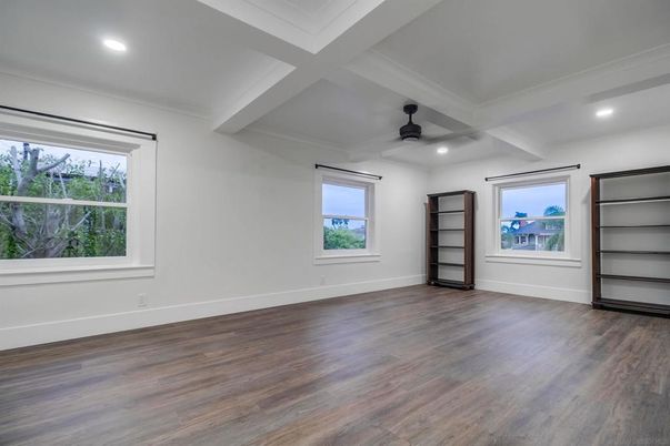 Empty room, Interior, Recessed Lighting, Wood Texture Flooring