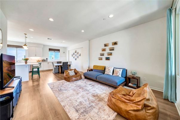 Dining room, Interior, Kitchen, Living room, Pendant Lights, Recessed Lighting, Wood Texture Flooring
